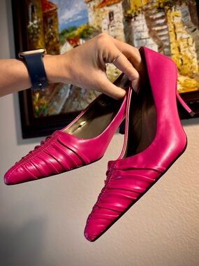 Vintage Hot Pink Pleated Ruched Pointed Toe Sling Back Kitten Heels 6 37.5